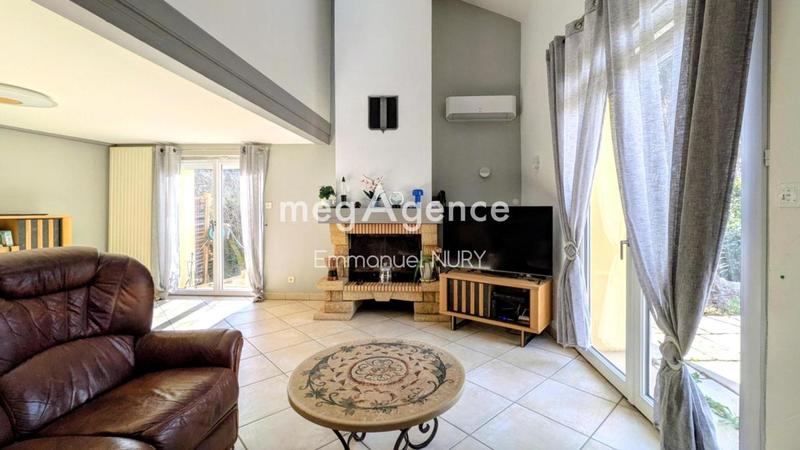 Maison - 111 m² - 4 pièces