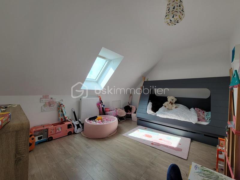 Maison - 169 m² - 8 pièces