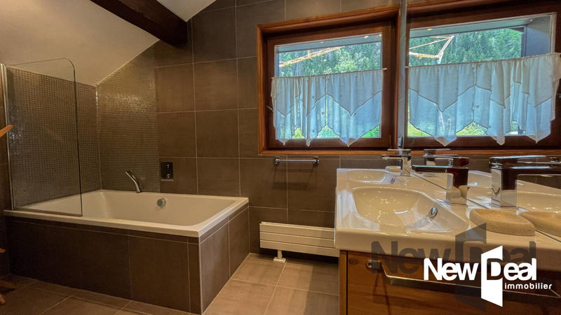 Châlet - 126 m² - 6 pièces