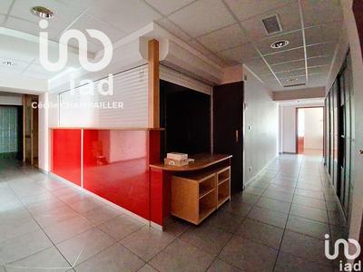 Local commercial - 231 m²