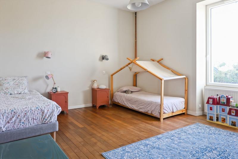 Maison - 373 m² - 14 pièces