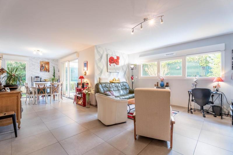 Appartement - 77 m² - 3 pièces