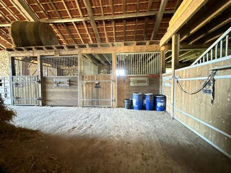 Maison - 287 m² - 10 pièces