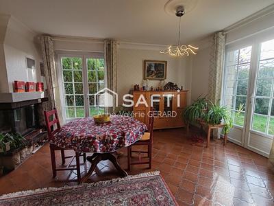 Maison - 123 m² - 7 pièces