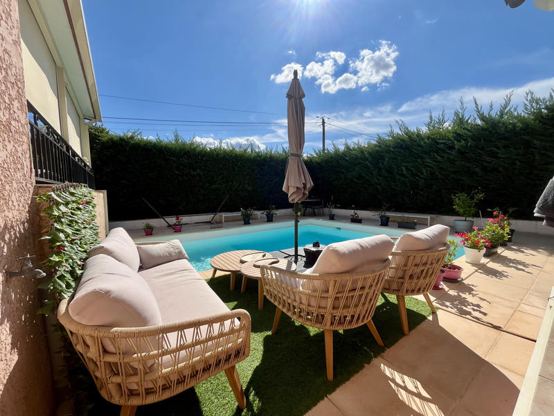 Villa - 164 m² - 5 pièces