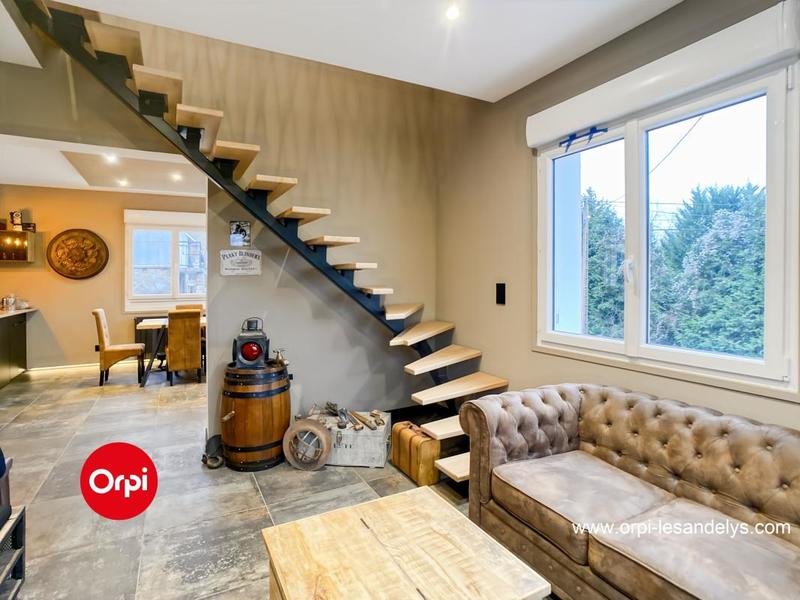 Maison - 80 m² - 4 pièces