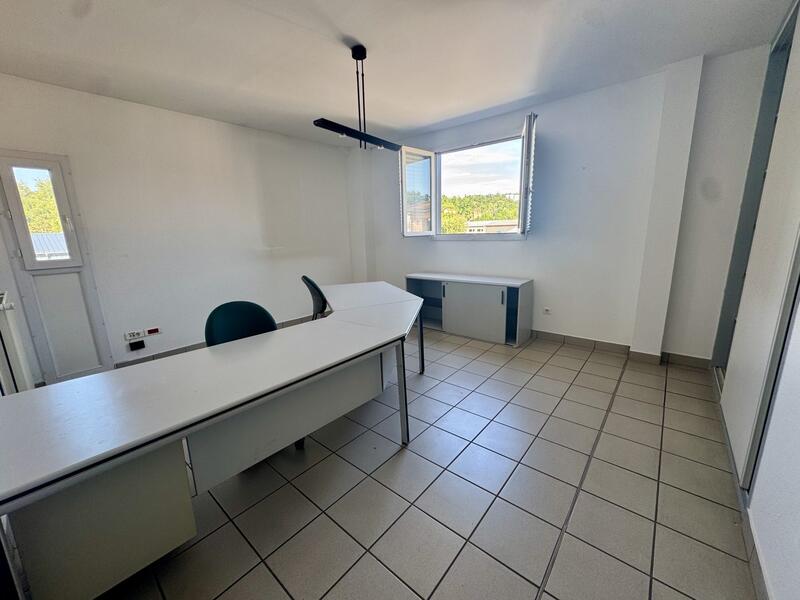 Local commercial - 350 m²