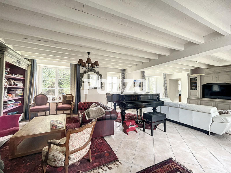 Maison - 198 m² - 6 pièces