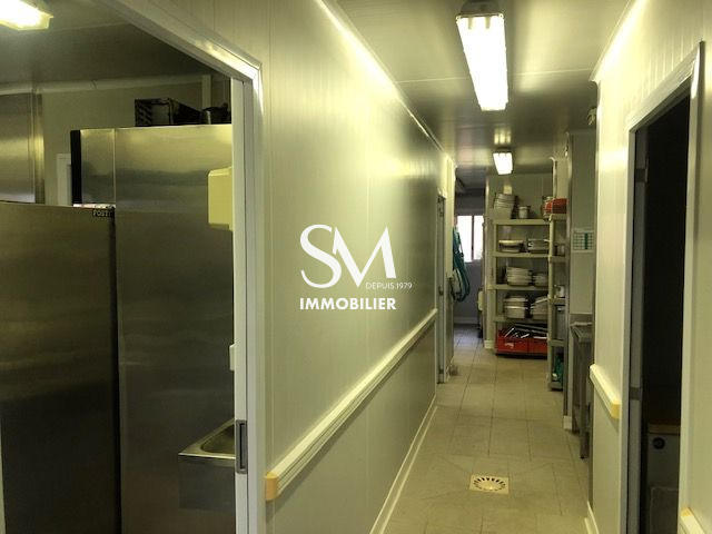 Local commercial - 160 m²