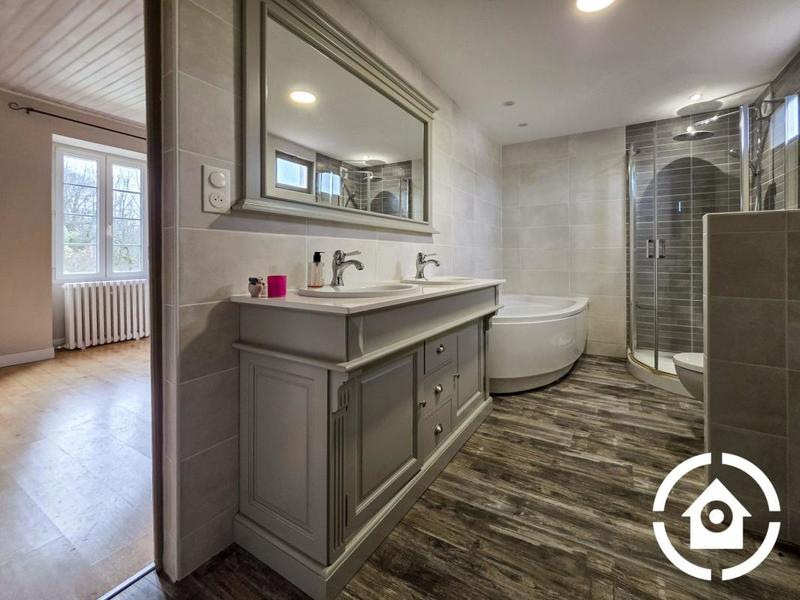 Maison - 155 m² - 6 pièces