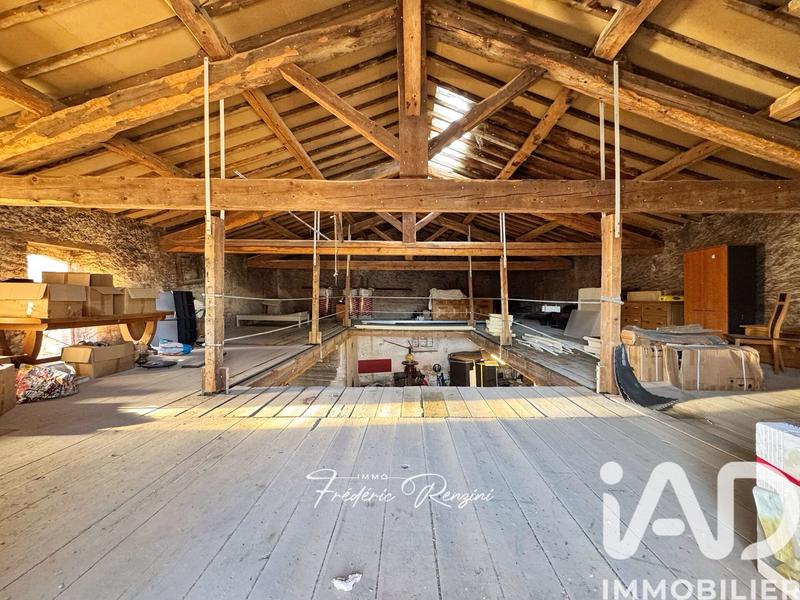 Ferme - 300 m² - 1 pièce