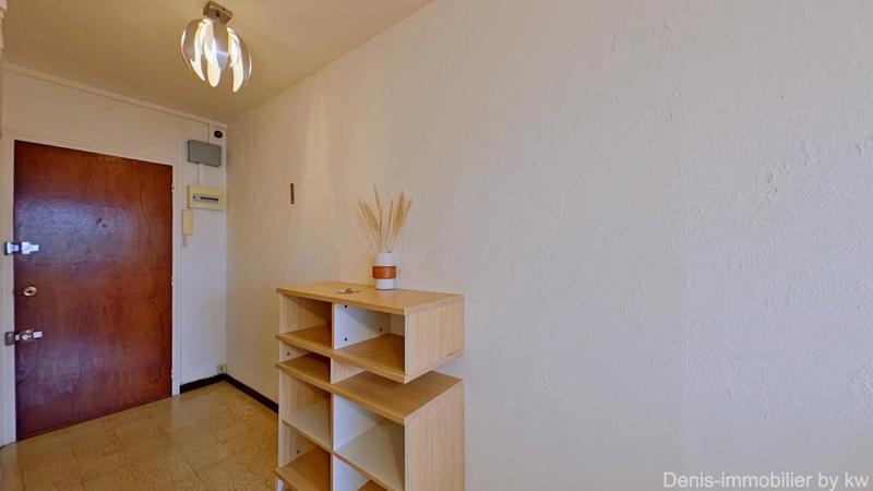 Studio - 25 m² - 1 pièce