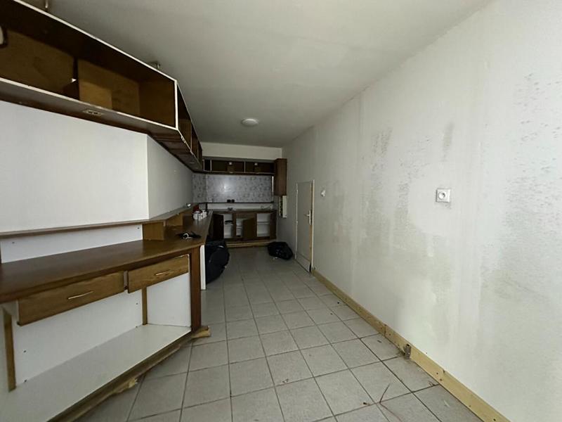 Immeuble - 180 m² - 8 pièces