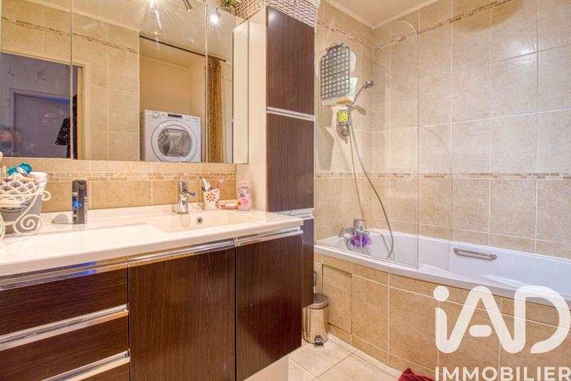 Appartement - 95 m² - 5 pièces