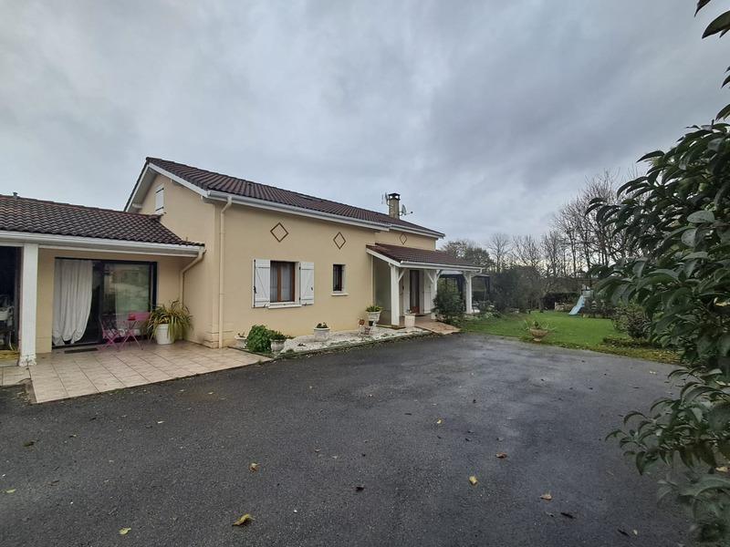 Maison - 158 m² - 6 pièces