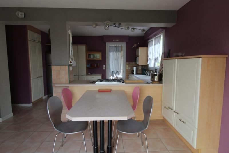 Maison - 235 m² - 8 pièces