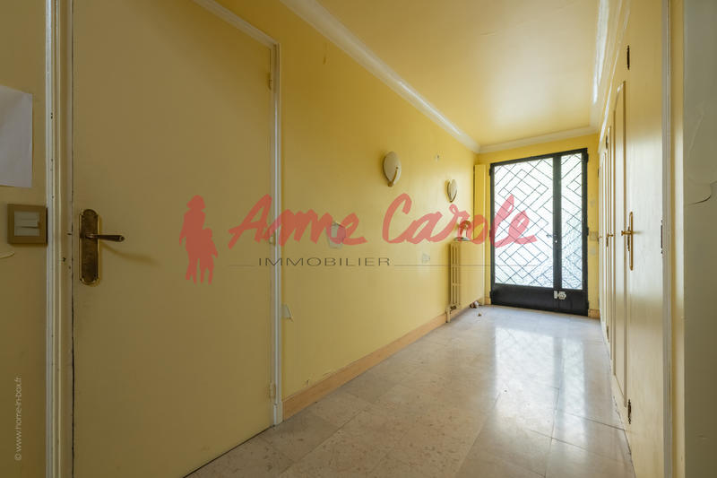 Maison - 200 m² - 6 pièces