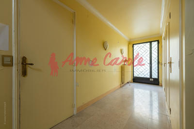 Maison - 200 m² - 6 pièces