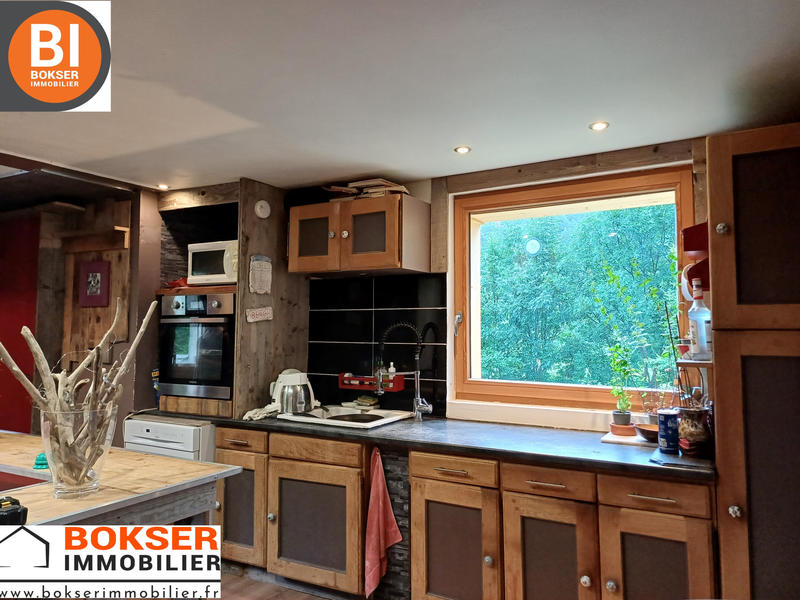 Maison - 89 m² - 6 pièces