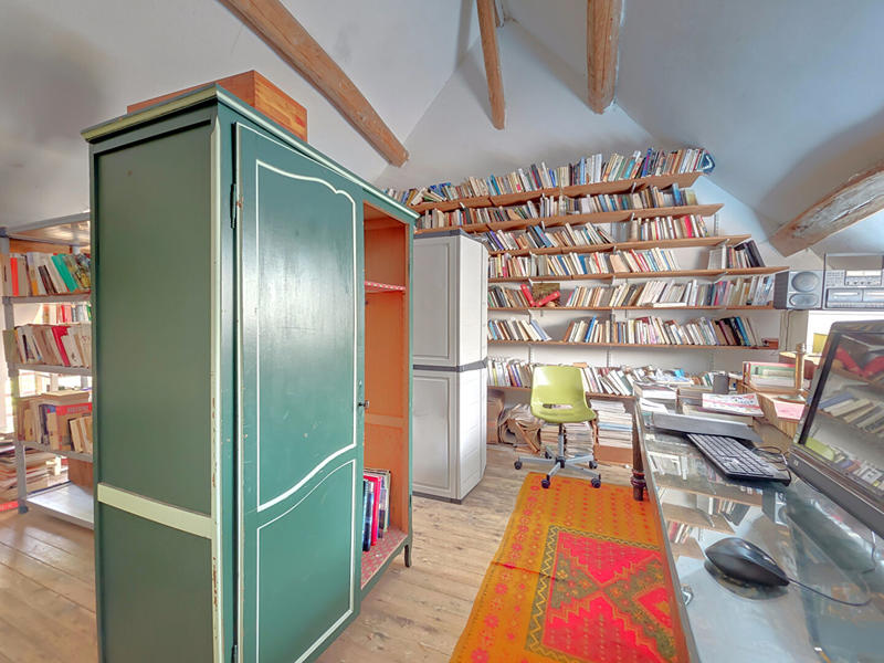 Maison - 265 m² - 10 pièces