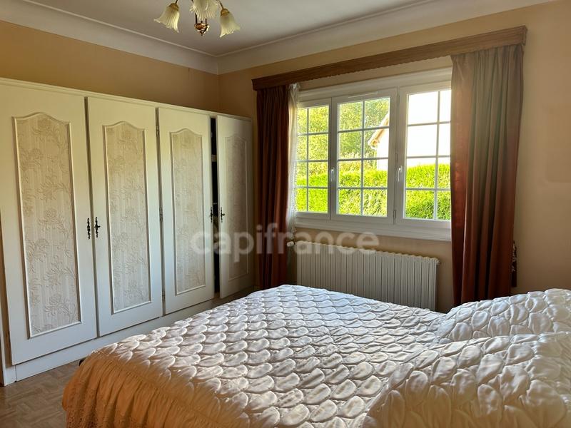 Maison - 129 m² - 8 pièces