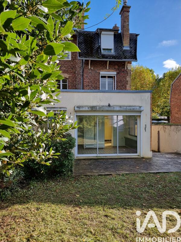 Maison - 170 m² - 7 pièces