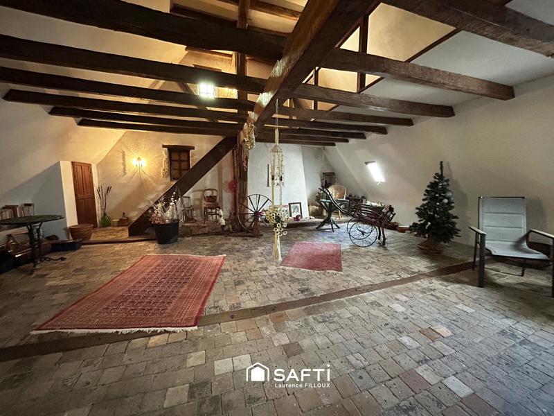 Maison - 270 m² - 12 pièces