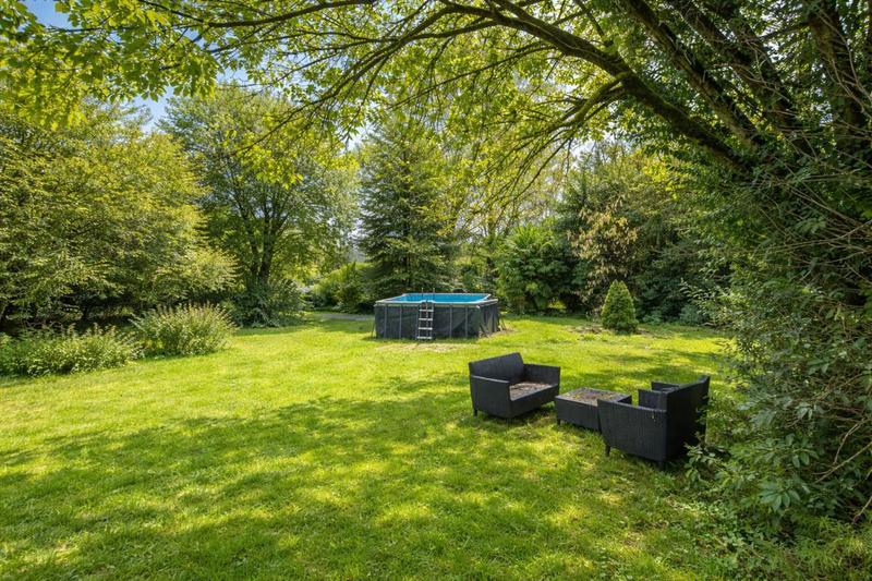 Propriété - 193 m² - 9 pièces