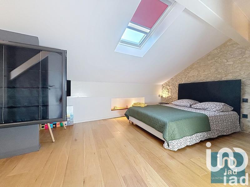 Maison de maîtres - 306 m² - 13 pièces