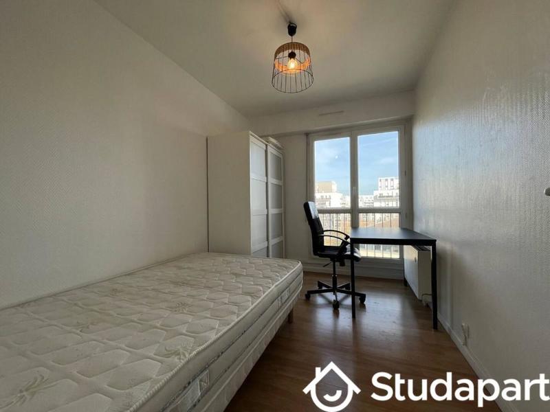 Chambre - 10 m² - 1 pièce