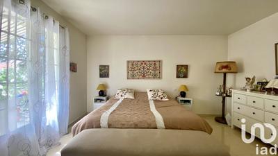 Maison - 230 m² - 5 pièces