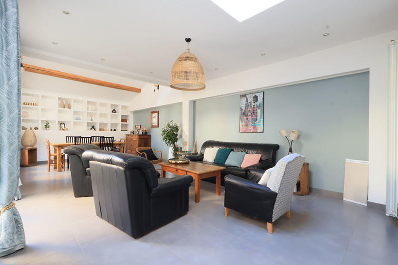 Maison - 185 m² - 6 pièces