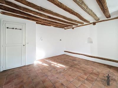 Maison - 235 m² - 7 pièces