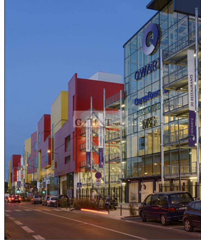 Local commercial - 950 m²