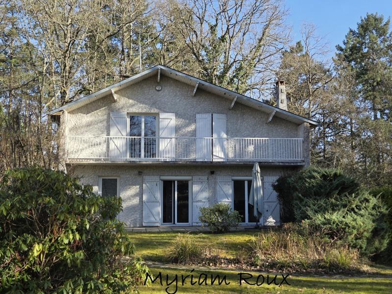 Maison - 143 m² - 6 pièces