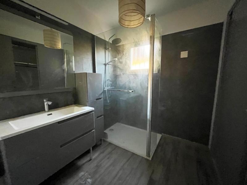 Pavillon - 98 m² - 5 pièces