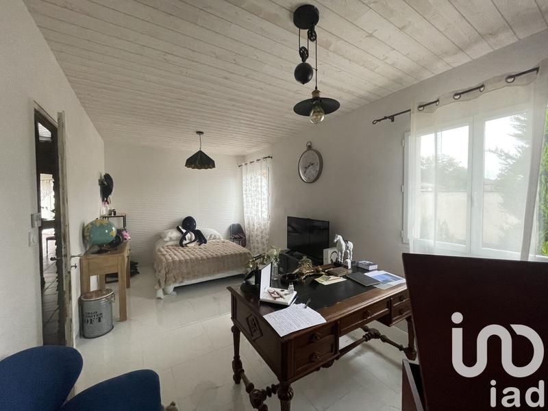 Maison - 240 m² - 5 pièces