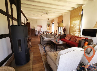 Maison - 158 m² - 7 pièces