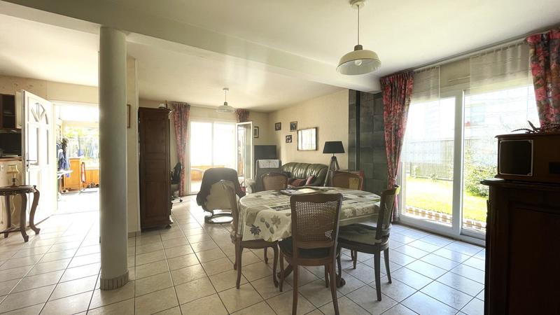 Maison - 101 m² - 6 pièces