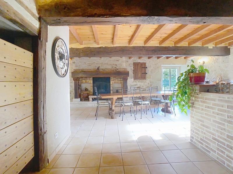 Maison - 252 m² - 5 pièces