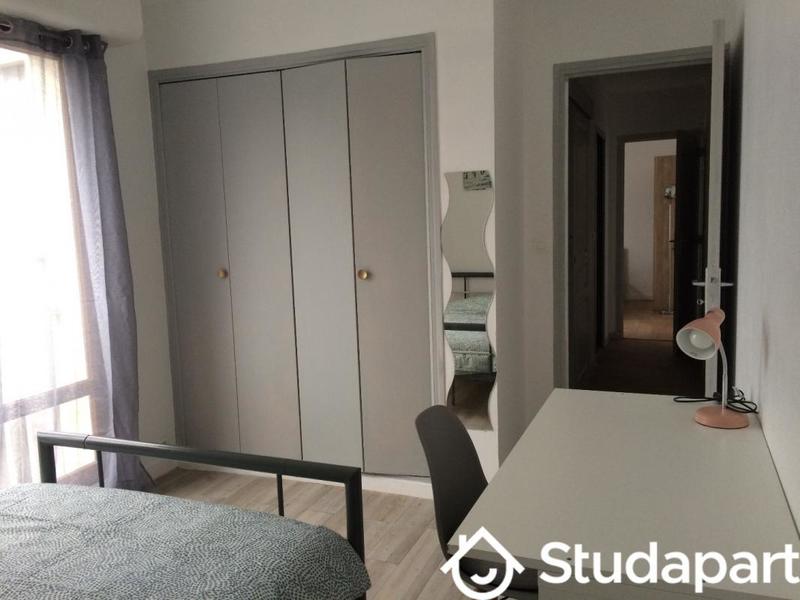 Chambre - 10 m² - 1 pièce