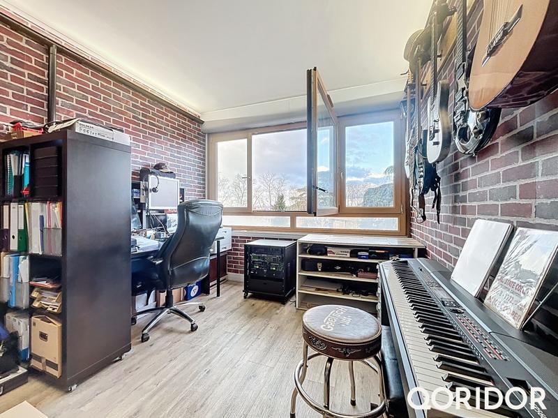 Appartement - 109 m² - 3 pièces