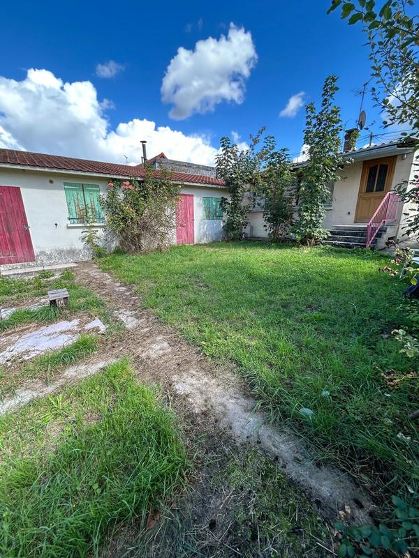 Maison - 90 m² - 4 pièces