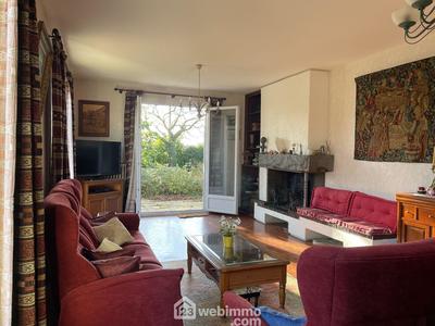 Maison - 350 m² - 14 pièces