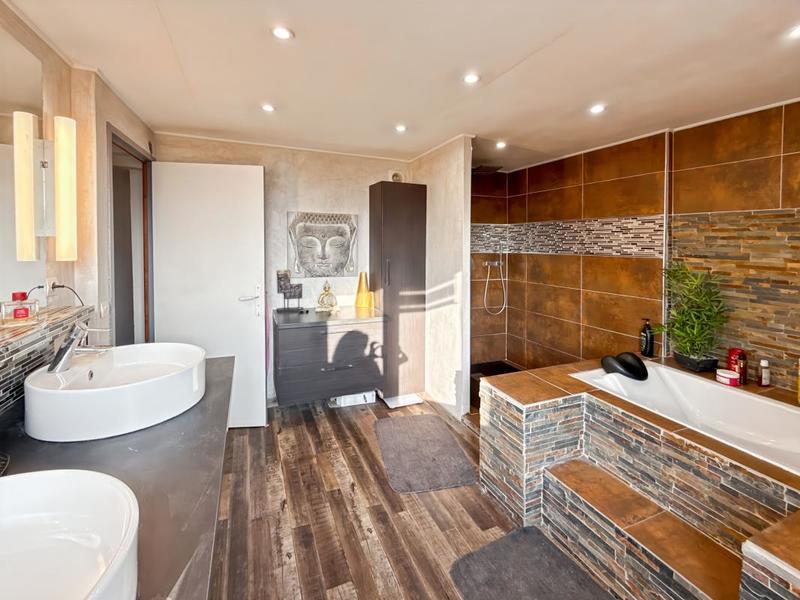 Villa - 170 m² - 5 pièces