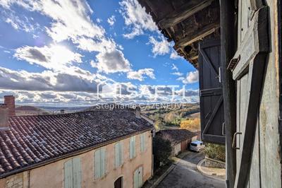 Maison - 200 m² - 6 pièces