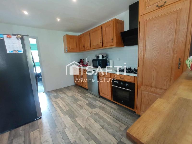 Maison - 121 m² - 5 pièces