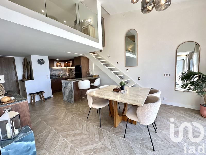 Appartement - 70 m² - 2 pièces