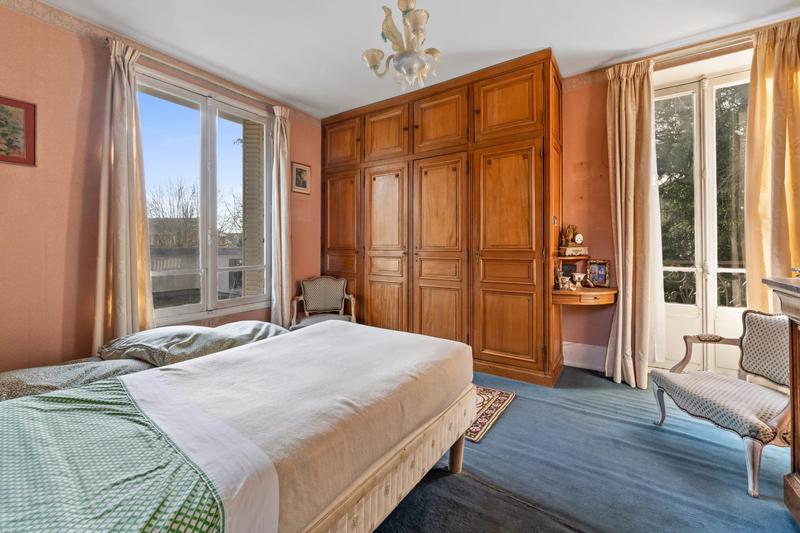 Villa - 160 m² - 8 pièces