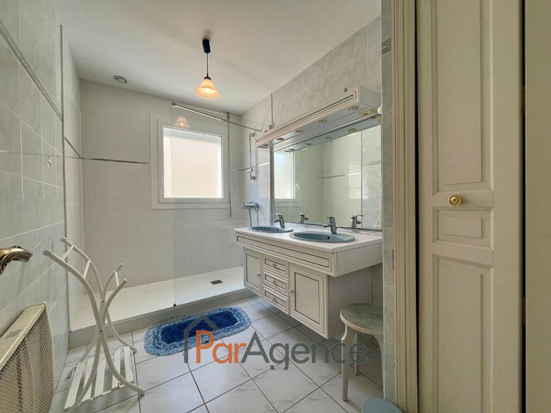 Maison - 107 m² - 4 pièces